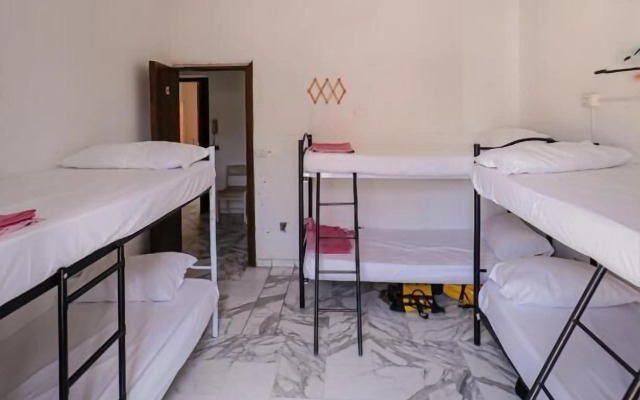 Los Mochileros hostel