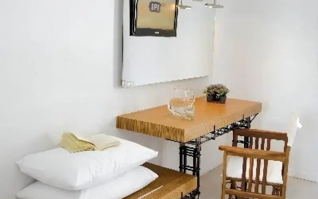 Xanthippi Hotel Apartments