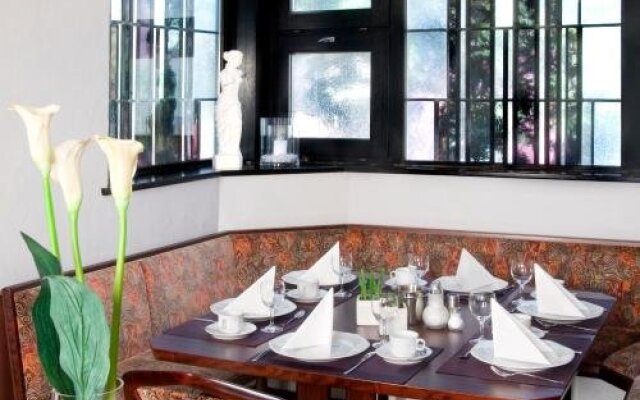 Hotel-Restaurant Neyses am Park