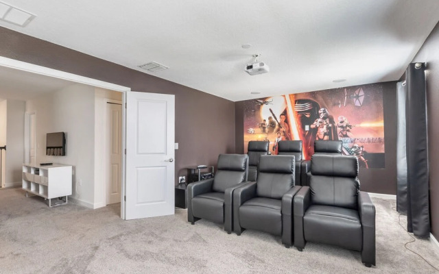 INTerlocking Drive Villa Champions Gate 2