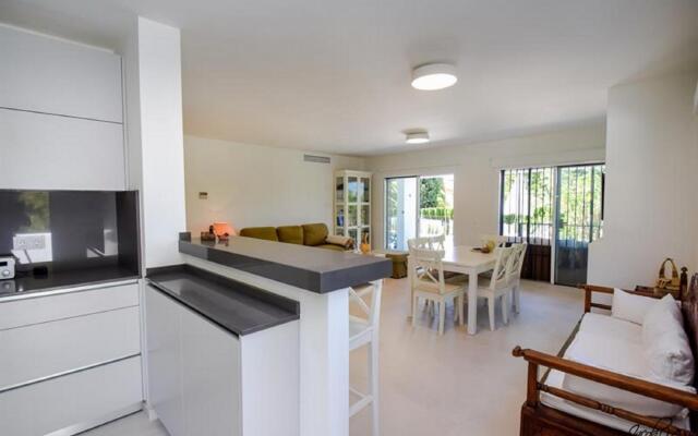 8738 - Great Villa Near Beach & Marbella