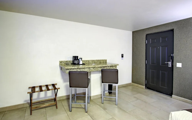 Desert Inn Ensenada