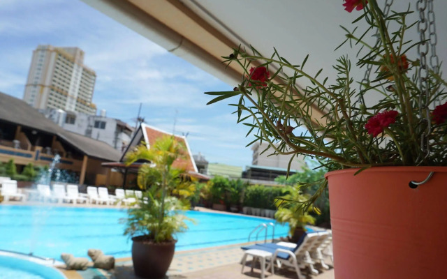 Suppamitr Villa Hotel