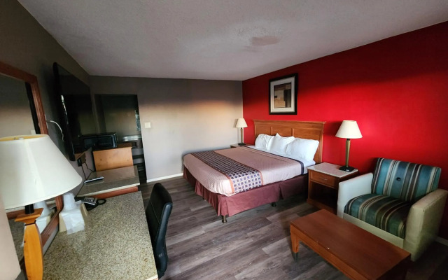 Satellite Inn