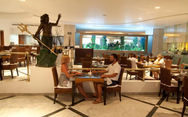 Sunset Royal Beach Resort - All Inclusive