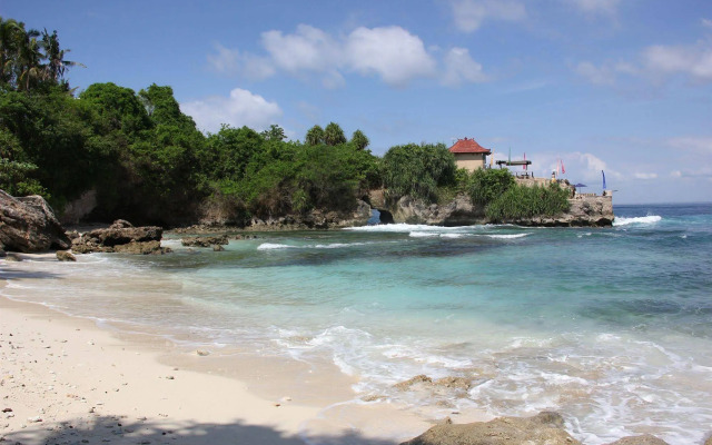 Secret Point Huts
