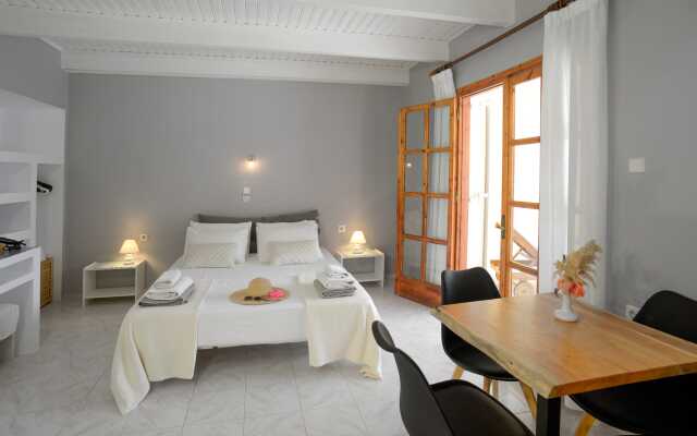 Albouro Seafront Apartments