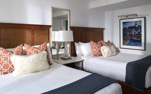Inn By The Sea