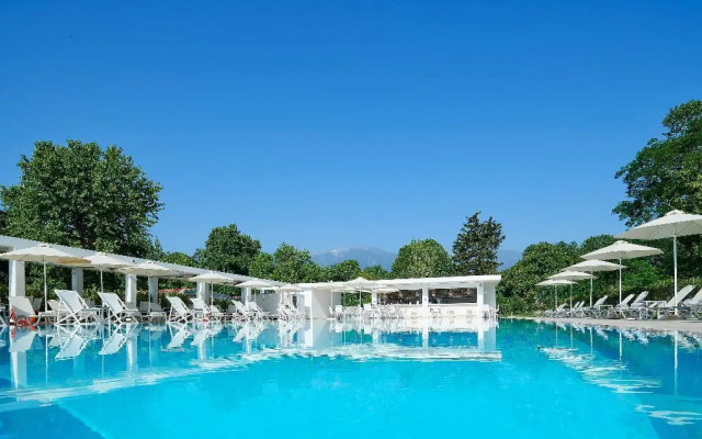 Olympios Zeus Hotel Bungalows