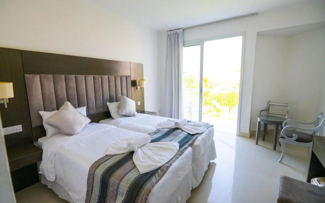 Napa Jay Hotel