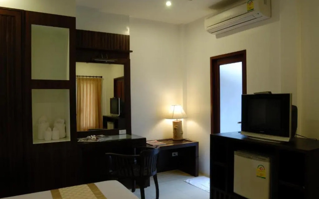 Promtsuk Buri Resort