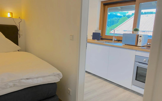 Großzügige Ferienwohnung am Tegernsee mit Südbalkon und Wallbergblick