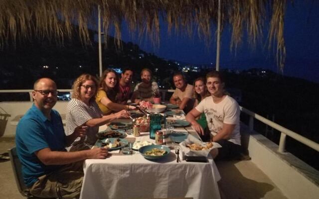 Piqeras Relax Guest house