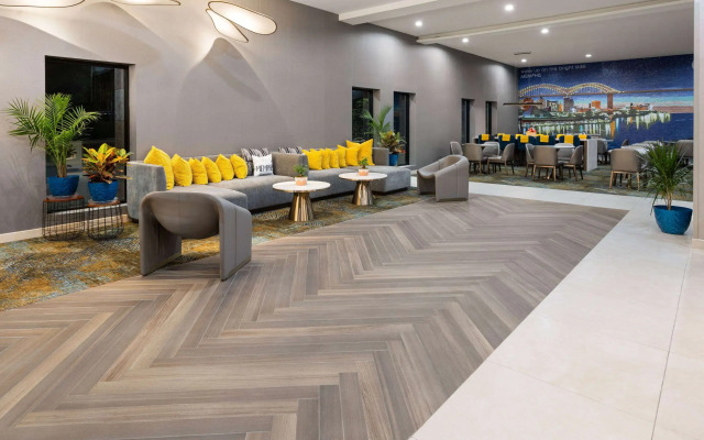 La Quinta Inn & Suites by Wyndham Memphis I-240