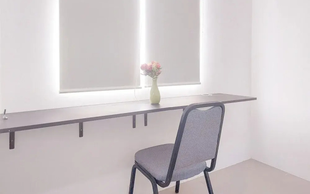 Relaxing And Homey Studio At Urbantown Serpong Apartment