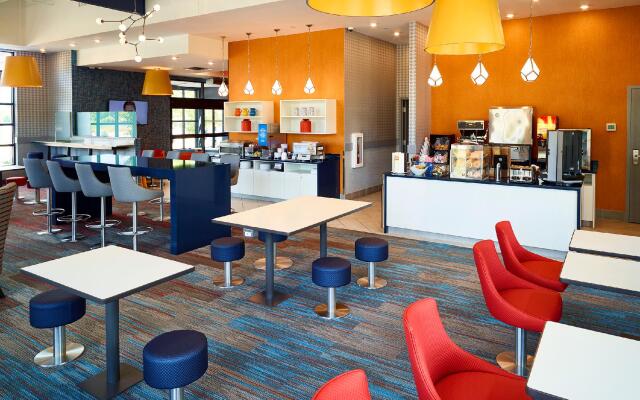 LivINN Hotel St. Paul – I-94 – East 3M Area