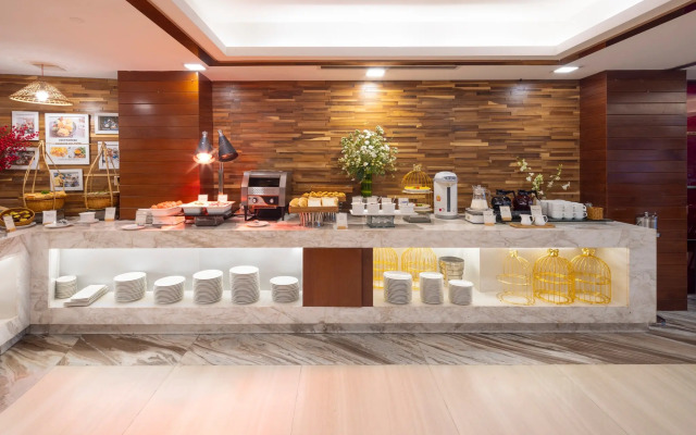 Winsuites Sai Gon Hotel