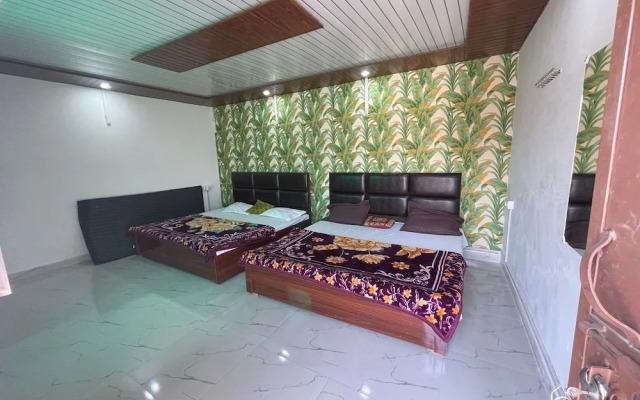 Ayodhya Dham Hotel By GRB