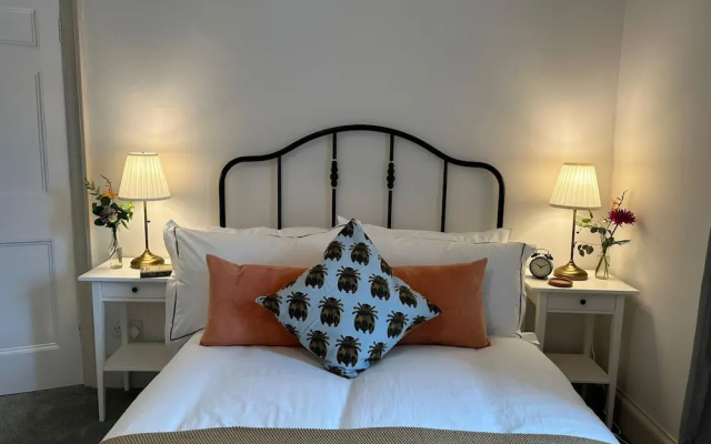 The Victoria Hotel