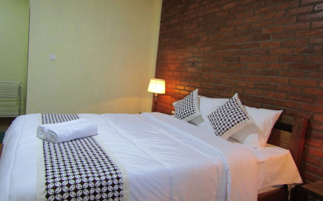 Nia Maretta House Syariah by Zuzu