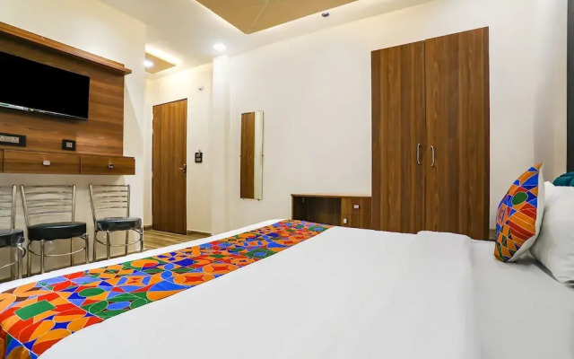 Fabhotel Vasudha
