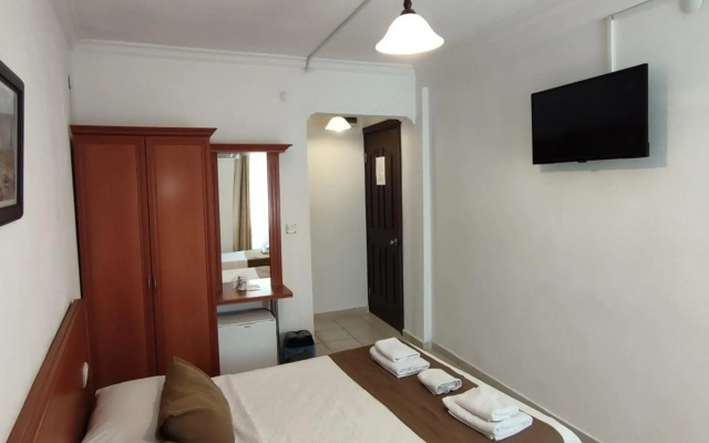 Bonapart Hotel