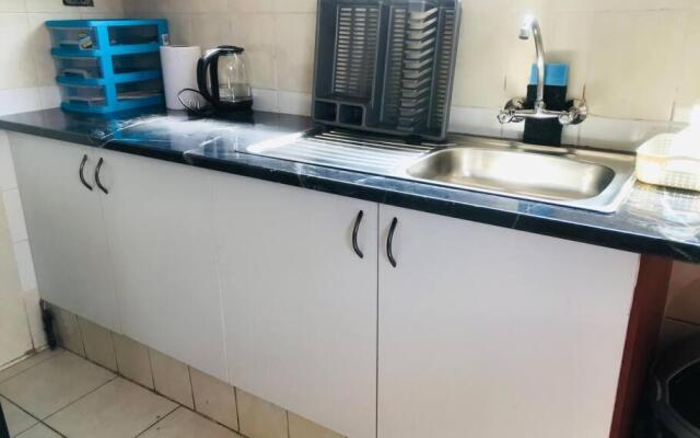 Stunning 2 bedroom guesthouse available