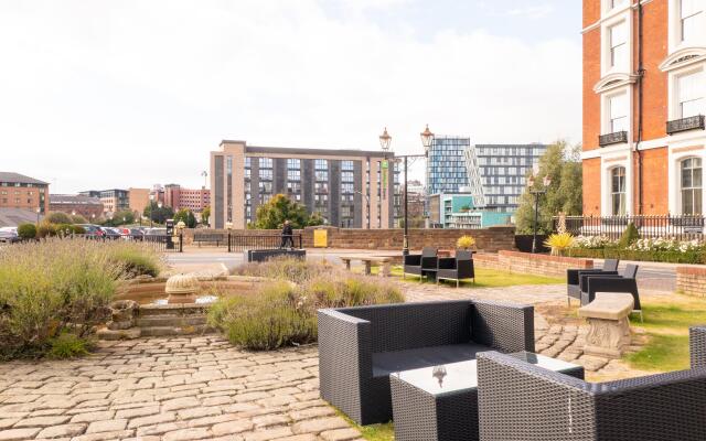 Crowne Plaza Royal Victoria Sheffield (ex Holiday Inn Sheffield)