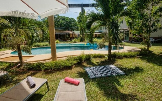 Baan Mae Ying Bungalows & Luxury Glamping Tents