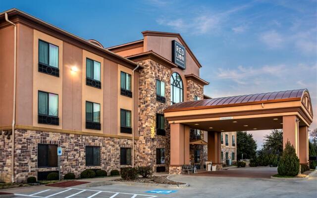 Red Lion Inn & Suites Mineral Wells