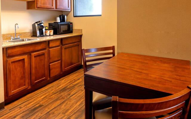 Comfort Suites Goodyear - West Phoenix