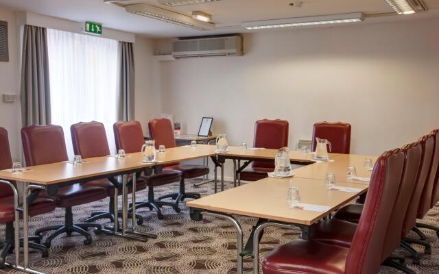 Holiday Inn Lincoln by IHG