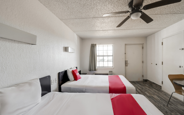 OYO Hotel Houston Katy Freeway