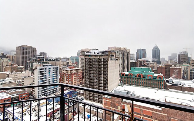 1-Bedroom Crescent Street by Hometrotting