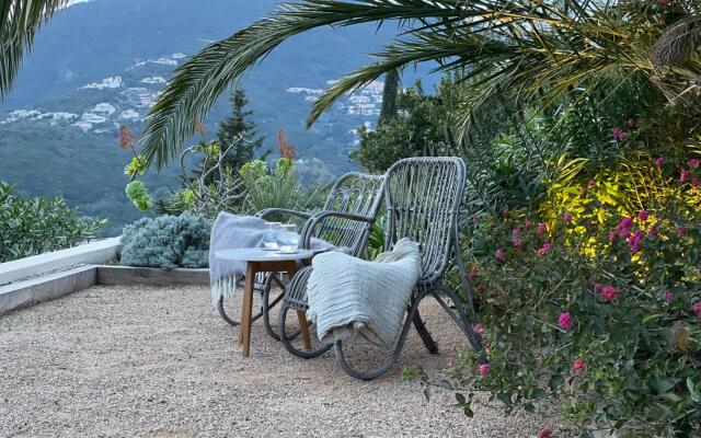 Villa in Cavalaire With Sea View & Pool