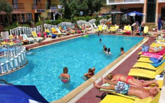 Mutlu Apart