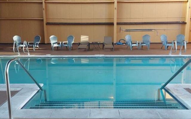 Pacific Sunrise Inn & Suites