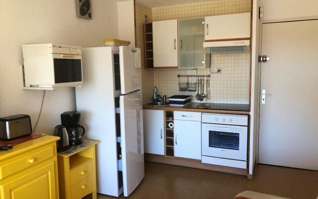 Apartment With one Bedroom in Argelès-sur-mer, With Wonderful Mountain