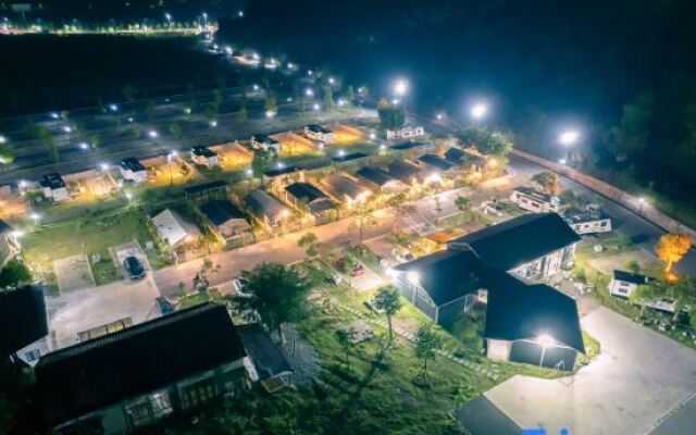 RV Tourist Resort Huangyao Ancient Town