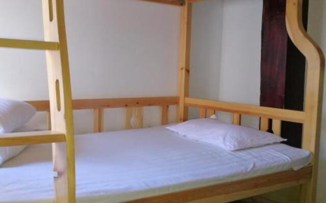 9 Space Capsule Youth Hostel