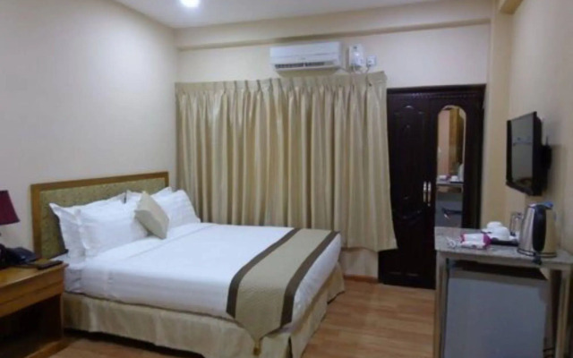 Royal Khattar Hotel