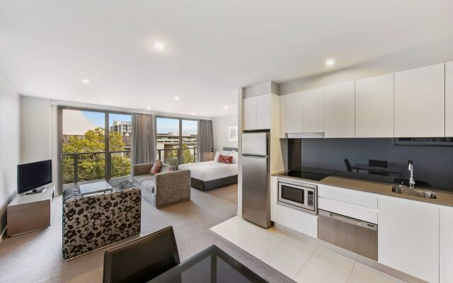 Adina Serviced Apartments Canberra Dickson