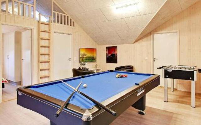 8 Person Holiday Home in Gelting