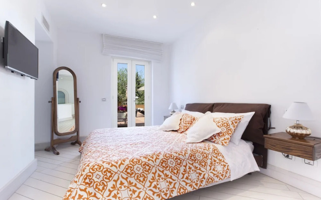 Exclusive Luxury Villa with Pool and Spa