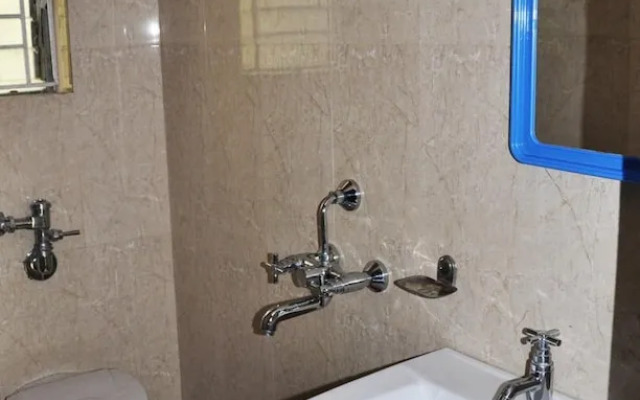 Hotel Avisha