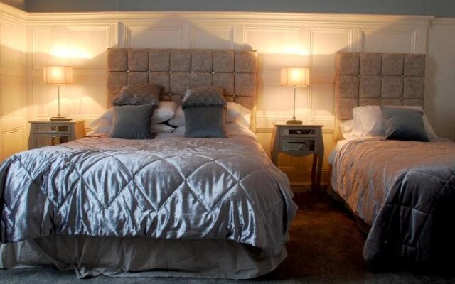The Metropole