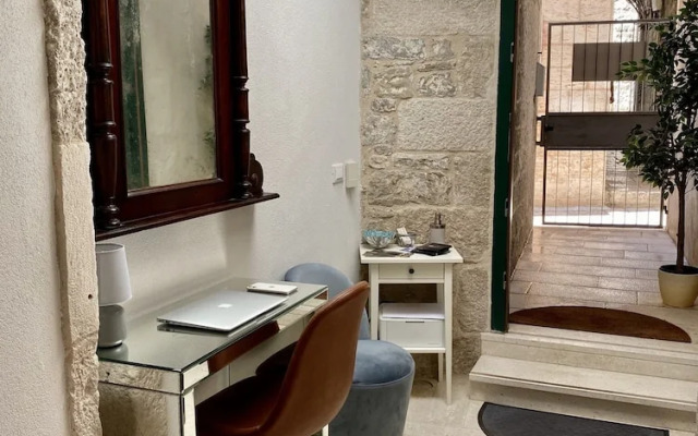 Apartments & Rooms Dujam