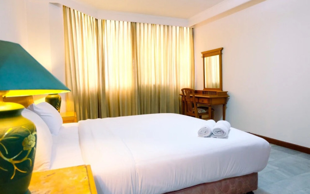 Prime 3br Senopati Apartment Close To Scbd