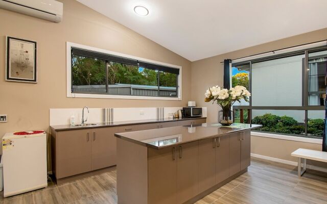 A PERFECT STAY - Lennox Unique Coastal Retreat