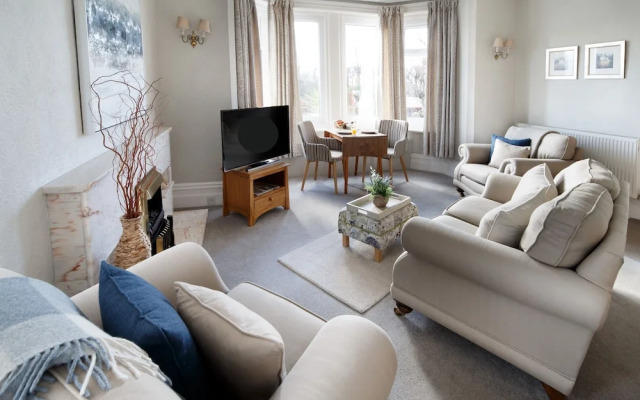 Mode Old School House